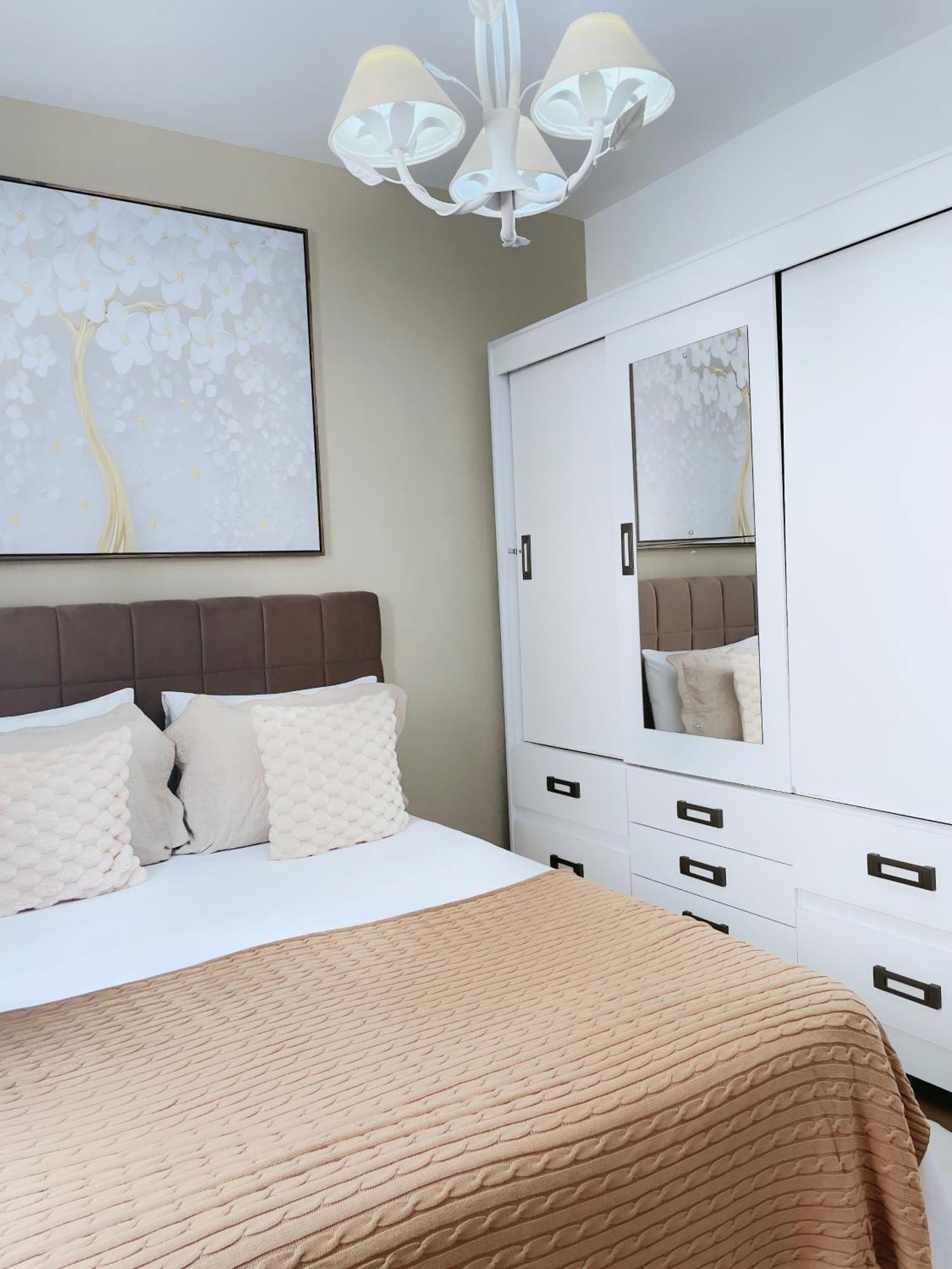 Apartment Platanos Reali Fiori